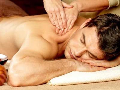 Ihre Sinnliche Massage mit Happy End in Berlin: Kontaktieren Sie Uns für ein Unvergessliches Erlebnis