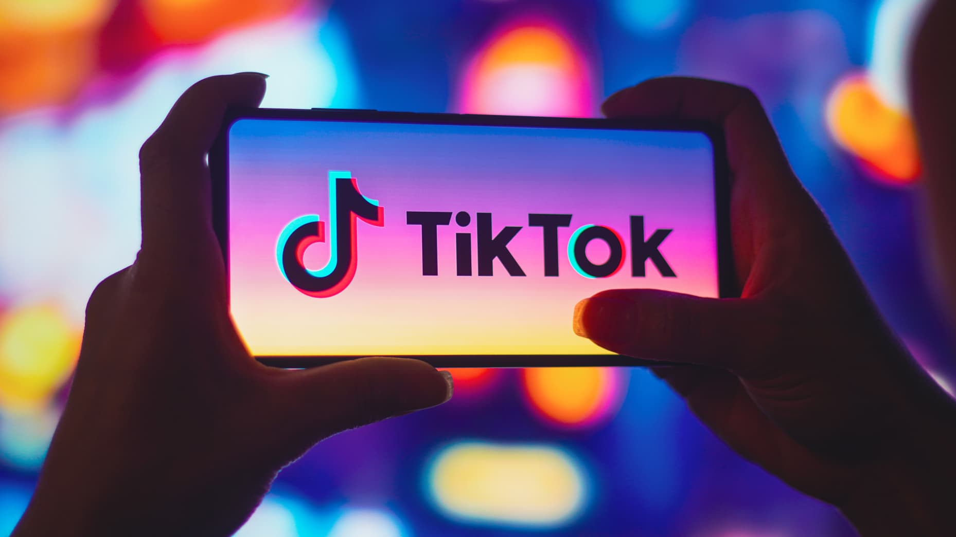 Follower auf TikTok kaufen und sofort mehr Engagement genießen – Kupfollowers macht es möglich!